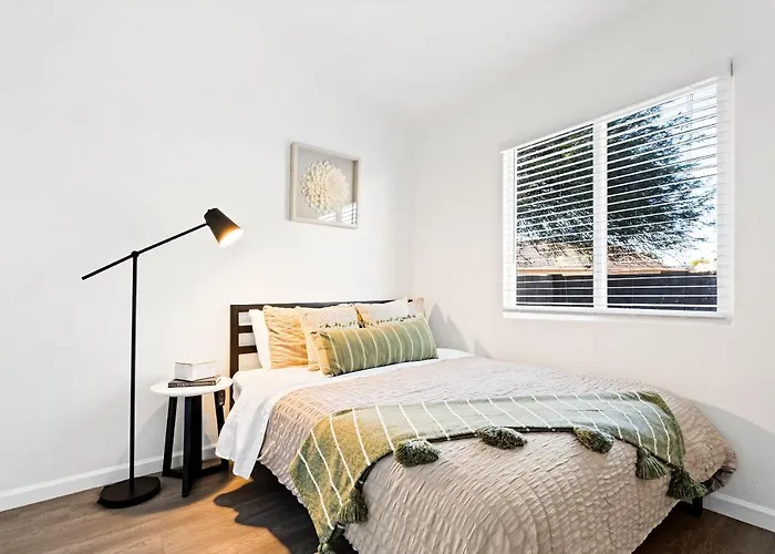 Holiday home @ Marbella Lane - Modern 4br In *