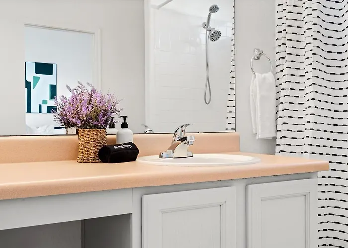 @ Marbella Lane - Modern 4br In Oro Valley