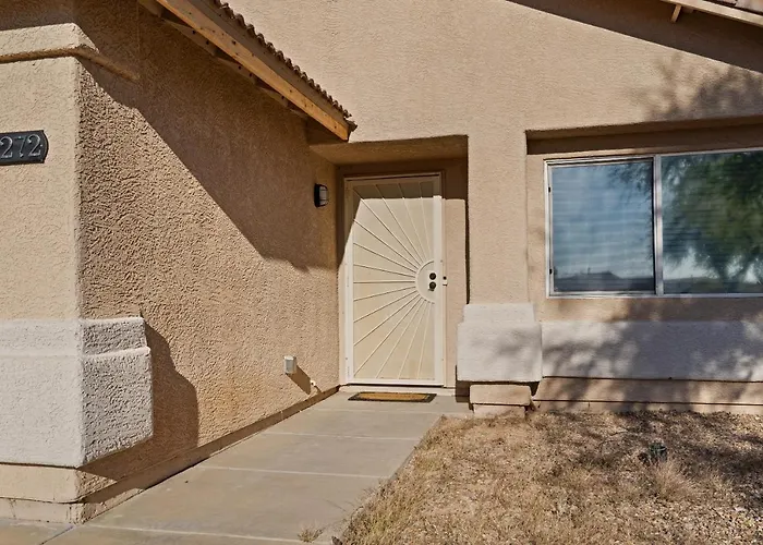 @ Marbella Lane - Modern 4br In