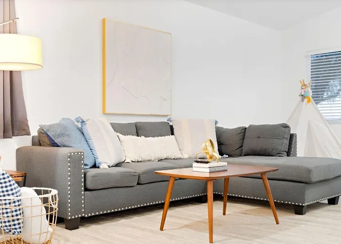 Holiday home @ Marbella Lane - Modern 4br In Oro Valley
