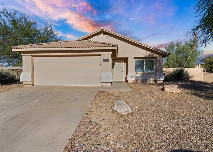 @ Marbella Lane - Modern 4br In *